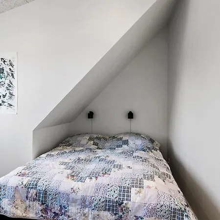 3 Bedroom Pet Friendly In 펜션 *