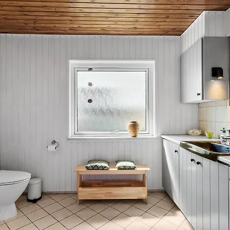 3 Bedroom Pet Friendly In 펜션
