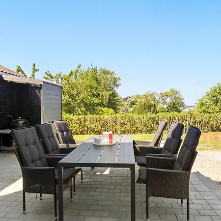 펜션 3 Bedroom Pet Friendly In